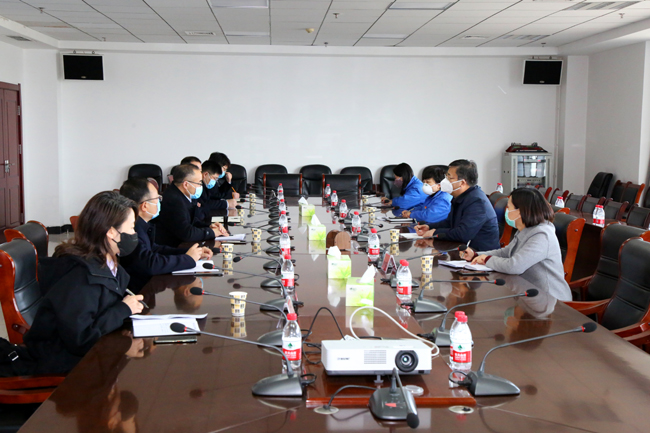 中國銀行洛陽(yáng)分行行長(cháng)李鴻運一行到萬(wàn)基控股集團調研