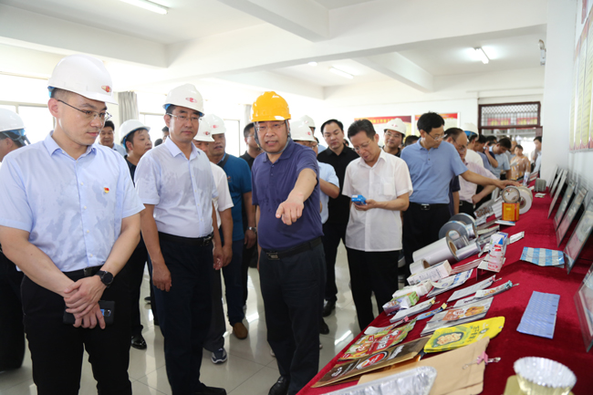 舞鋼市市委副書(shū)記、市長(cháng)朱志騫率隊到洛陽(yáng)萬(wàn)基鋁加工有限公司觀(guān)摩