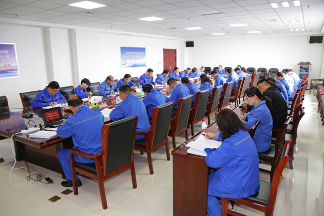 萬(wàn)基控股集團黨委理論中心組學(xué)習領(lǐng)導講話(huà)精神