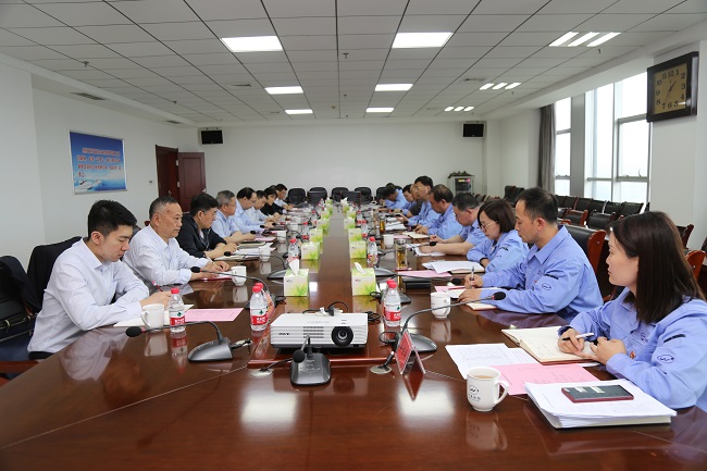 工商銀行總行審批部副處長(cháng)張治華一行 到萬(wàn)基控股集團調研