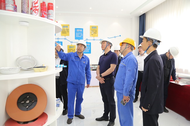 河南鋼鐵集團總經(jīng)理潘樹(shù)啟一行到萬(wàn)基控股集團調研