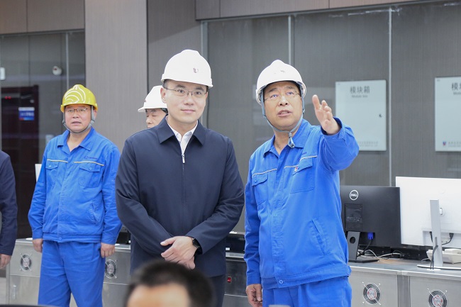 新安縣委書(shū)記王智到萬(wàn)基控股集團調研