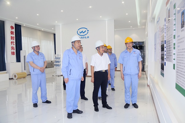 洛陽(yáng)工控集團黨委副書(shū)記、總經(jīng)理王進(jìn)升一行到萬(wàn)基控股集團調研