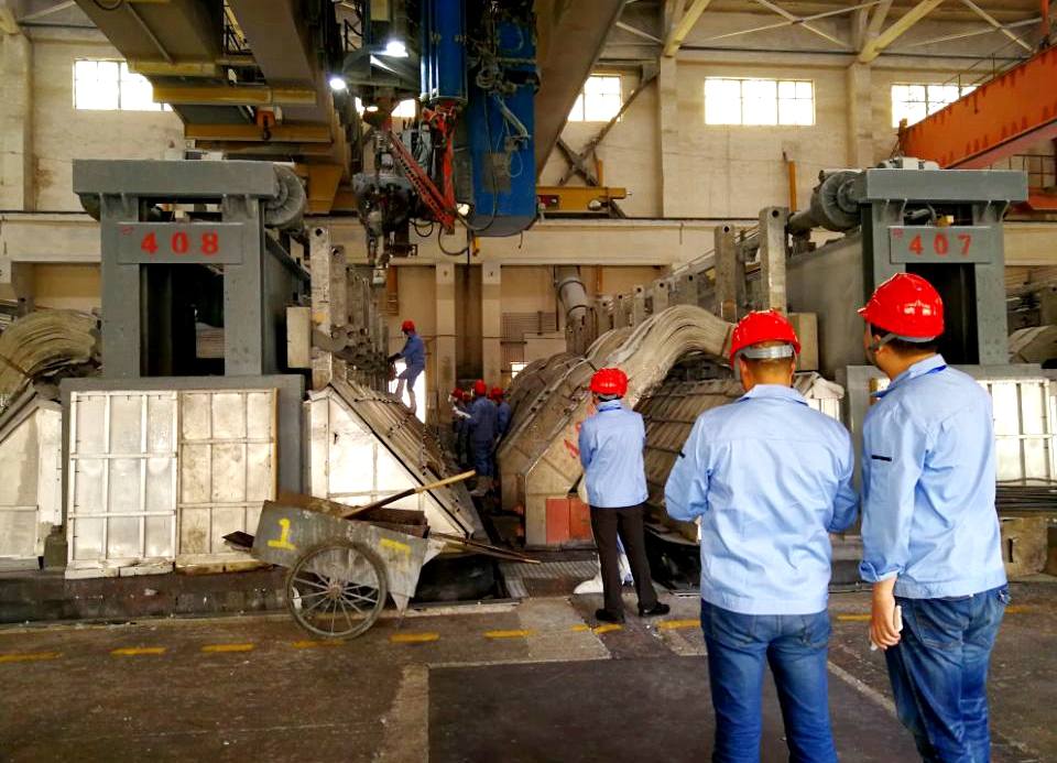 2017年中國技能大賽—河南“神火杯”有色金屬行業(yè)職業(yè)技能競賽鋁電解工實(shí)操比賽萬(wàn)基員工風(fēng)采