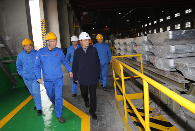 縣委書(shū)記宗國明到萬(wàn)基控股集團調研并帶來(lái)新春祝福