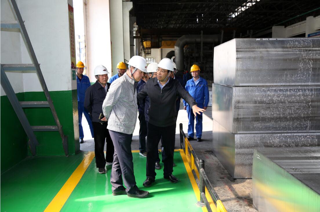 北京能源集團投資部部長(cháng)楊松、北京京能電力公司總經(jīng)理金生祥一行到萬(wàn)基控股集團調研