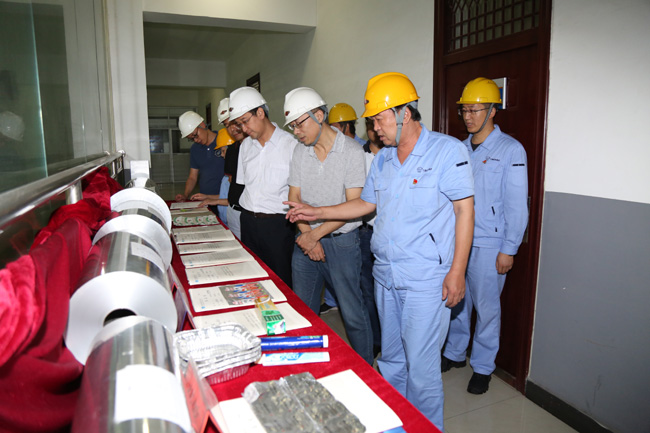 安達利集團有限公司董事長(cháng)李建軍一行到萬(wàn)基控股集團參觀(guān)交流