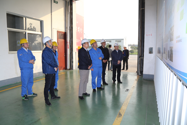 河南金馬能源行政總裁王明忠一行到萬(wàn)基控股集團考察