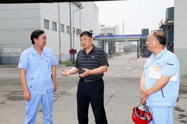 河南省質(zhì)量技術(shù)監督局質(zhì)量安全督查組到萬(wàn)基控股集團金屬鈉公司檢查